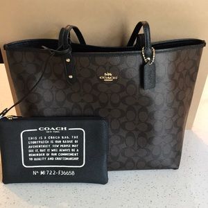 Coach Large REVERSIBLE City Tote Black/Brown